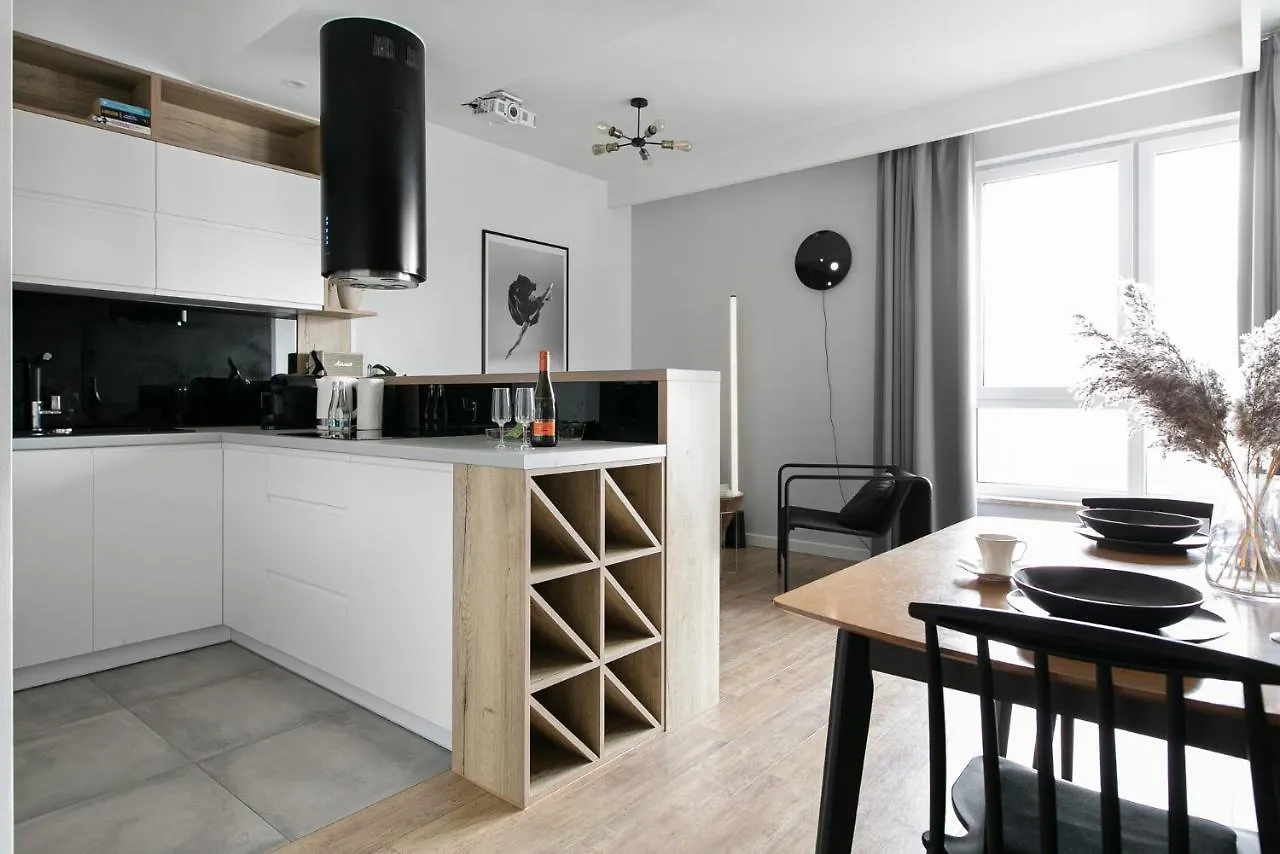ורשה Tuyo Apartments Lake Park