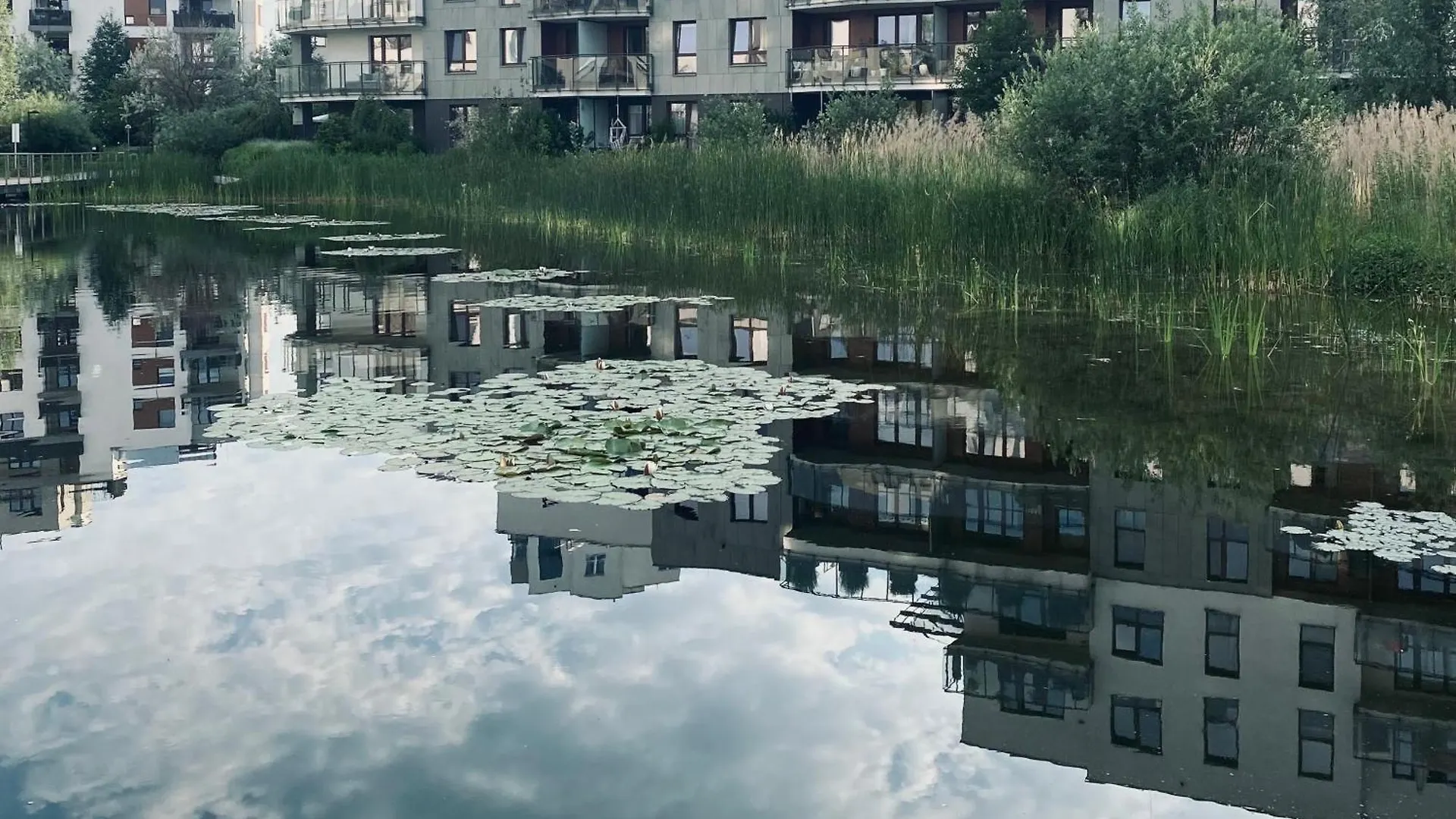 ורשה Tuyo Apartments Lake Park